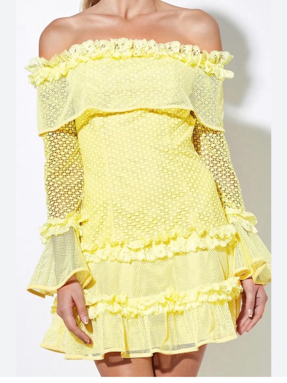 Simple Yellow Ruffle Mesh Long-Sleeve Dress - Picture 4 of 4